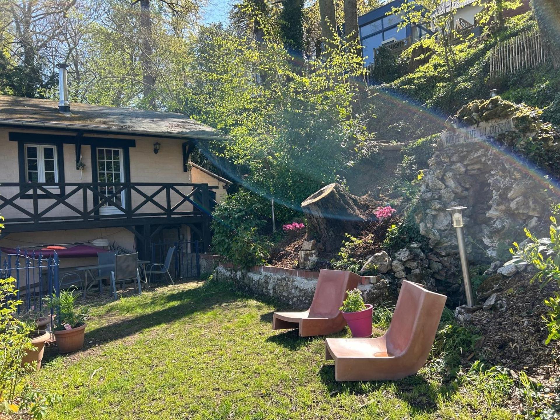 Le Chalet Bucolique Au Bord De L'Eau Olivet  Exterior photo