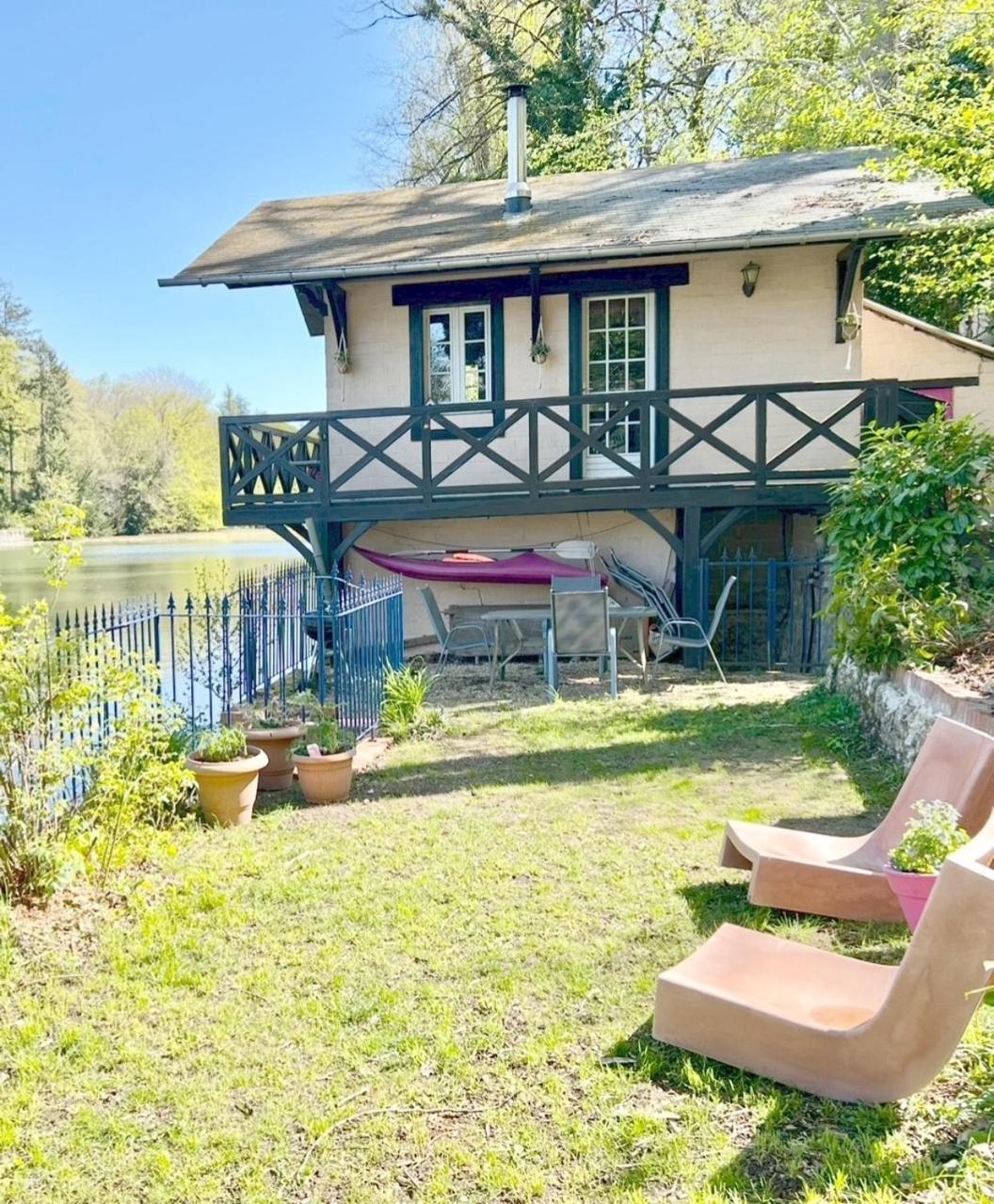 Le Chalet Bucolique Au Bord De L'Eau Olivet  Exterior photo